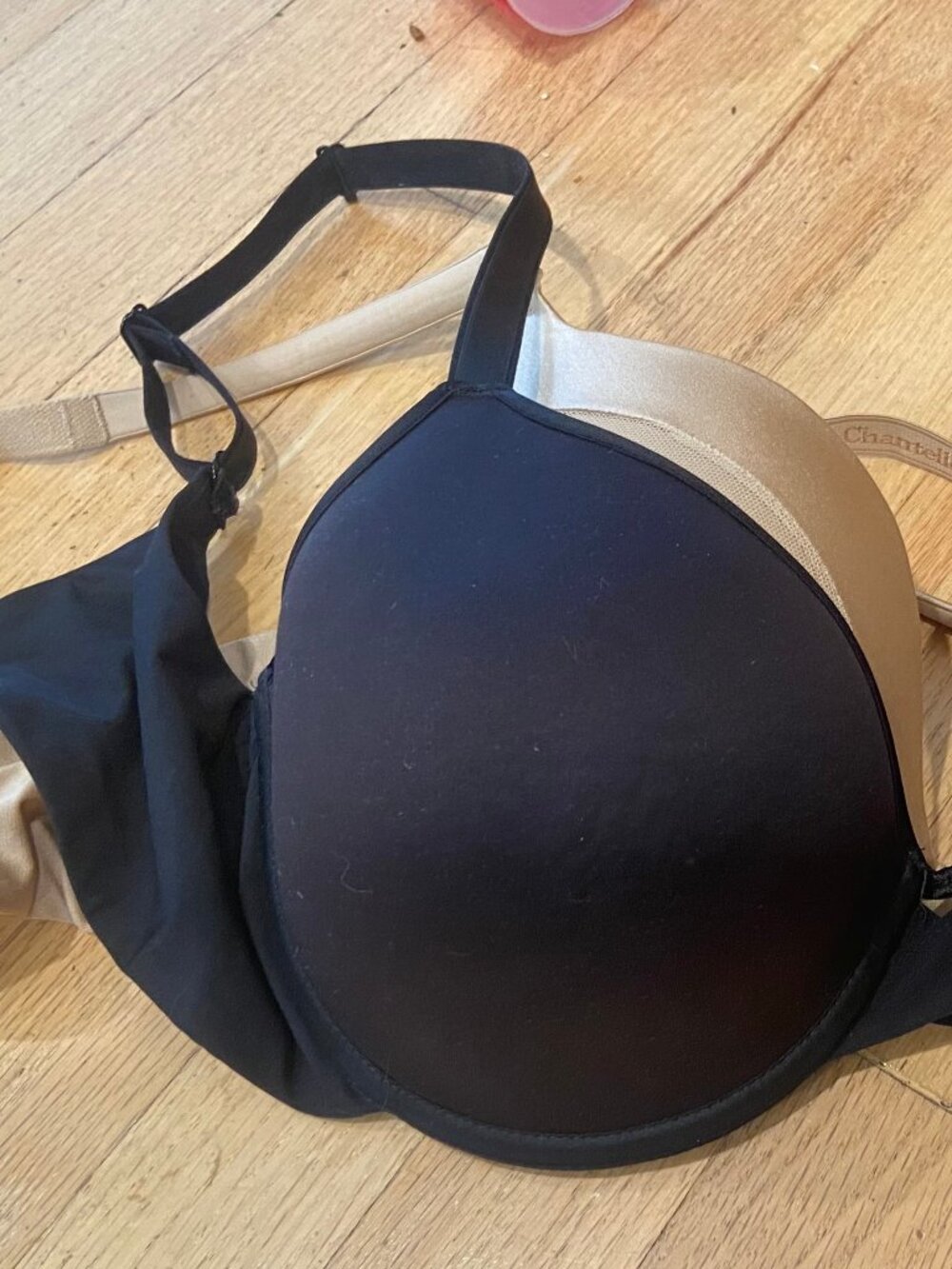 NWOT Chantelle Bra 36DD/36E